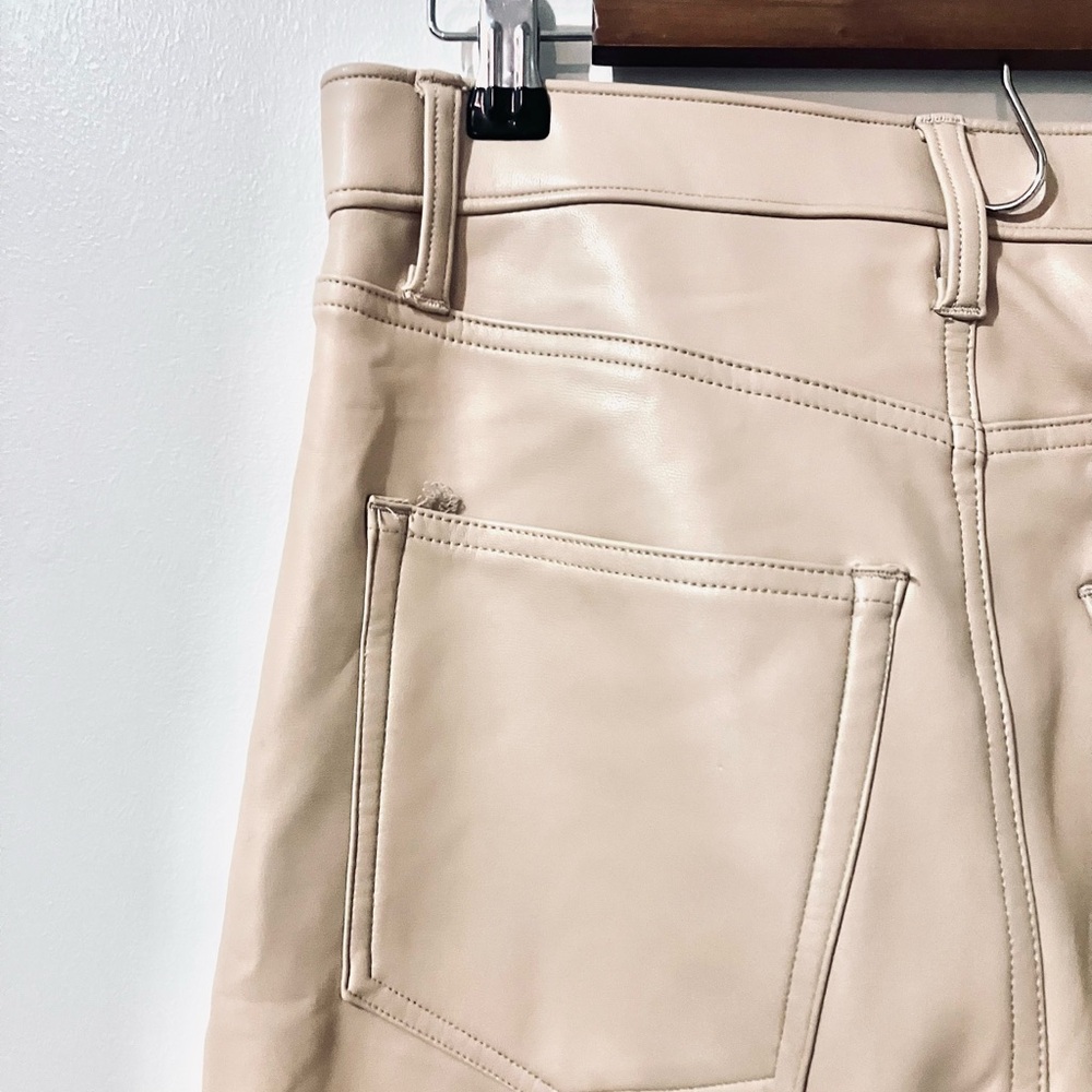 Abercrombie 90’s Straight Leg Super High Waist Faux Leather Pant - Picture 3 of 8